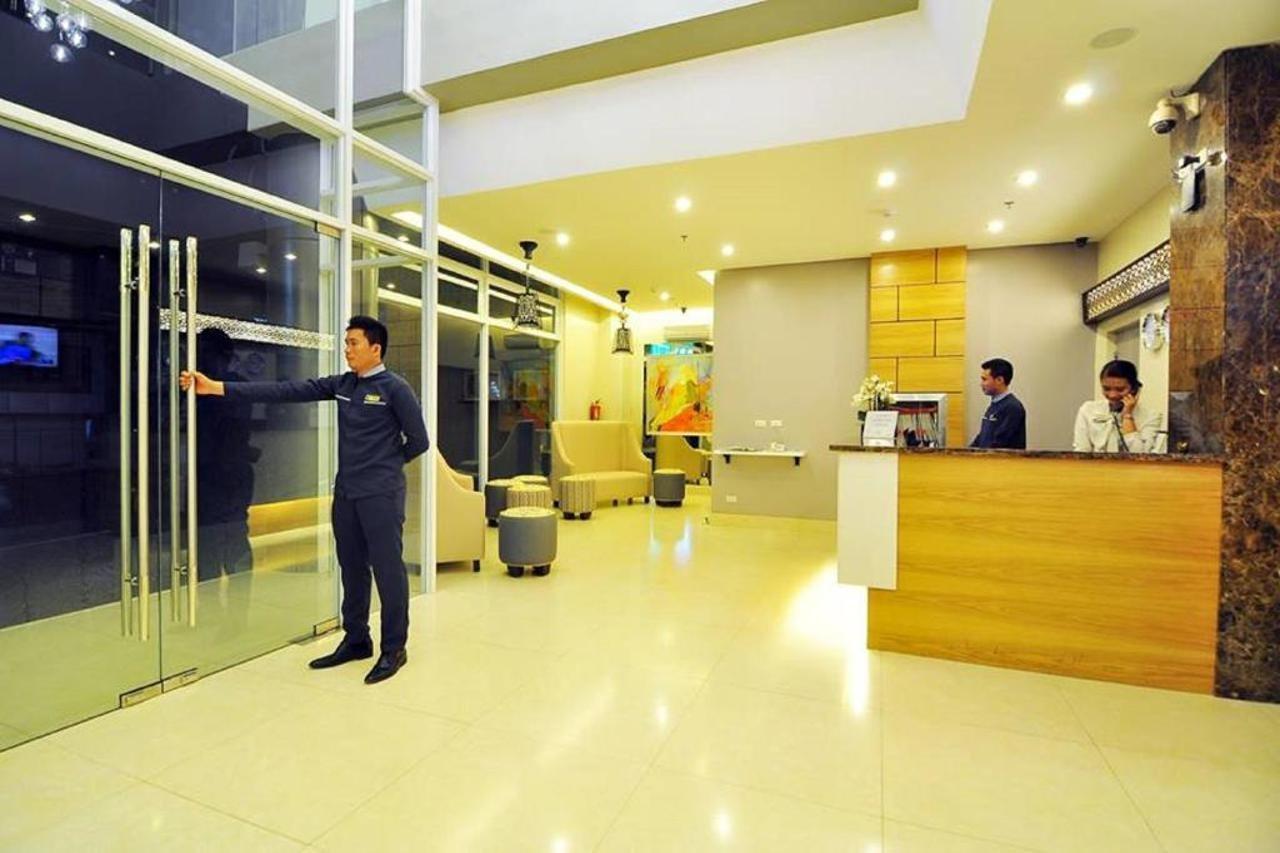 The Well Hotel Cebu Bagian luar foto