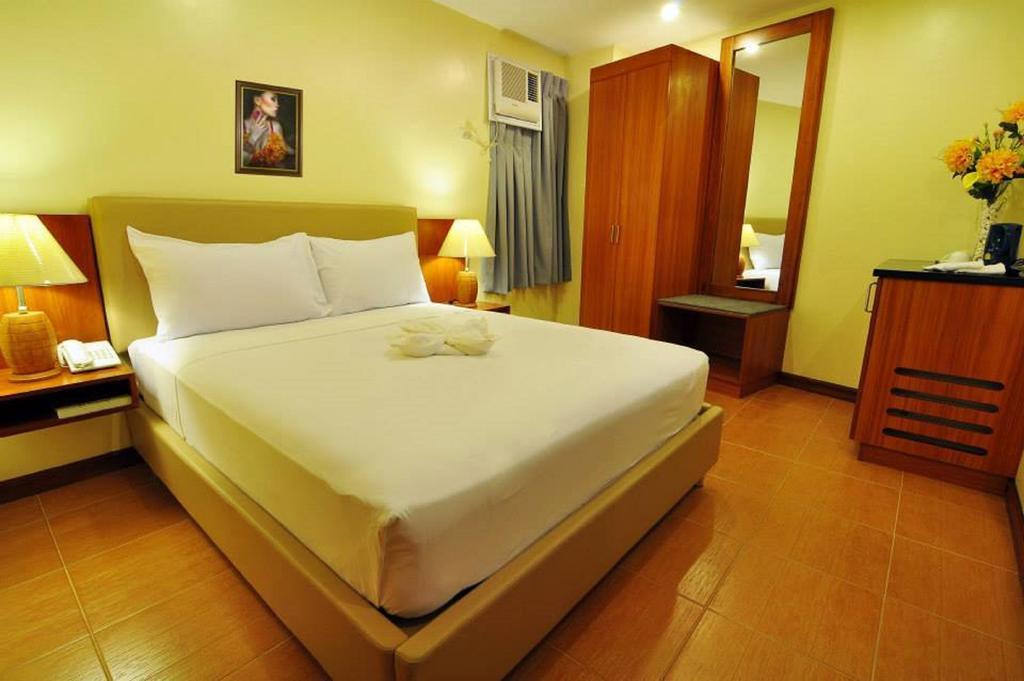 The Well Hotel Cebu Bagian luar foto