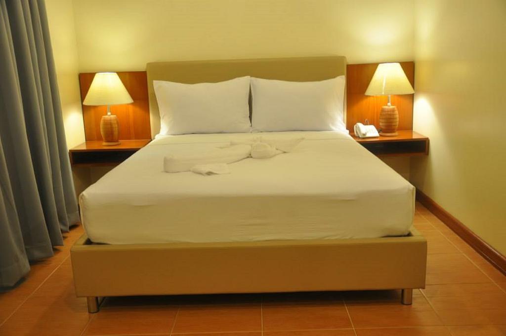 The Well Hotel Cebu Bagian luar foto